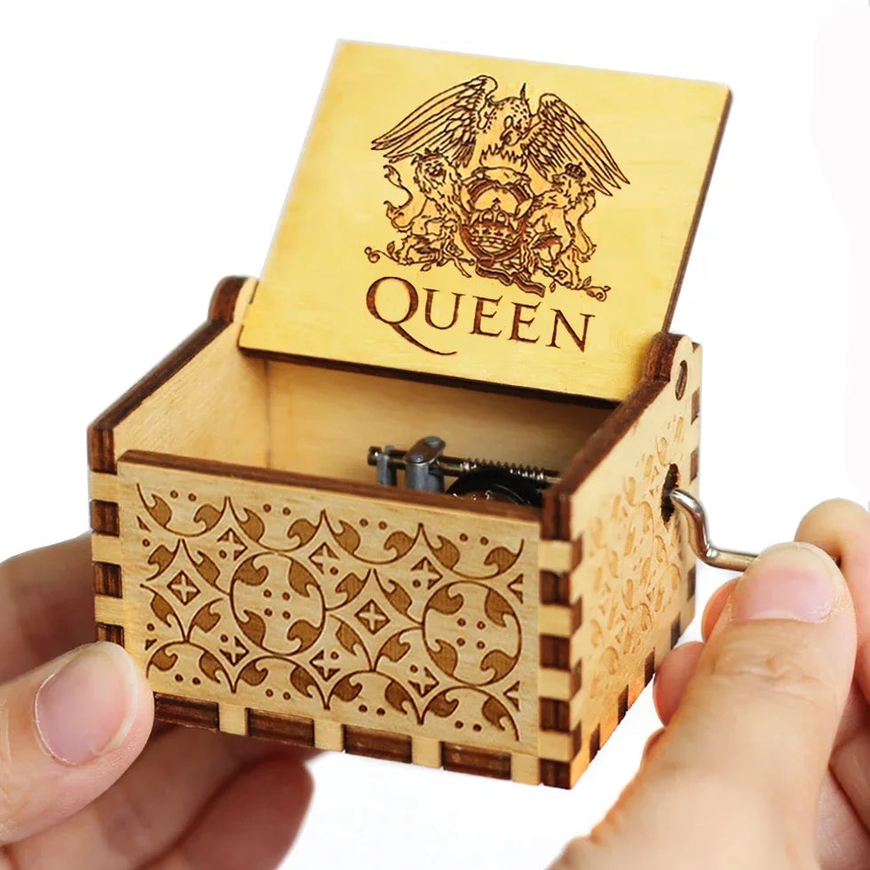 Hot 1pcs Antique carved Wooden Hand Crank Happy Halloween Music Box You are my sunshine Halloween Decor Christmas Birthday Gift