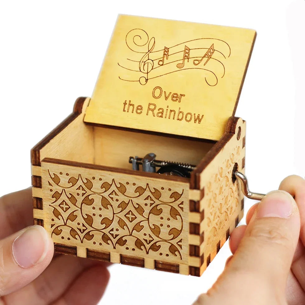 Hot 1pcs Antique carved Wooden Hand Crank Happy Halloween Music Box You are my sunshine Halloween Decor Christmas Birthday Gift