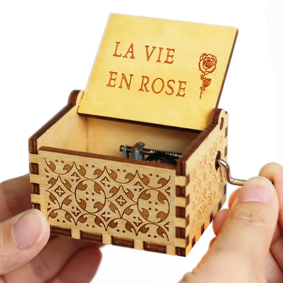 Hot 1pcs Antique carved Wooden Hand Crank Happy Halloween Music Box You are my sunshine Halloween Decor Christmas Birthday Gift